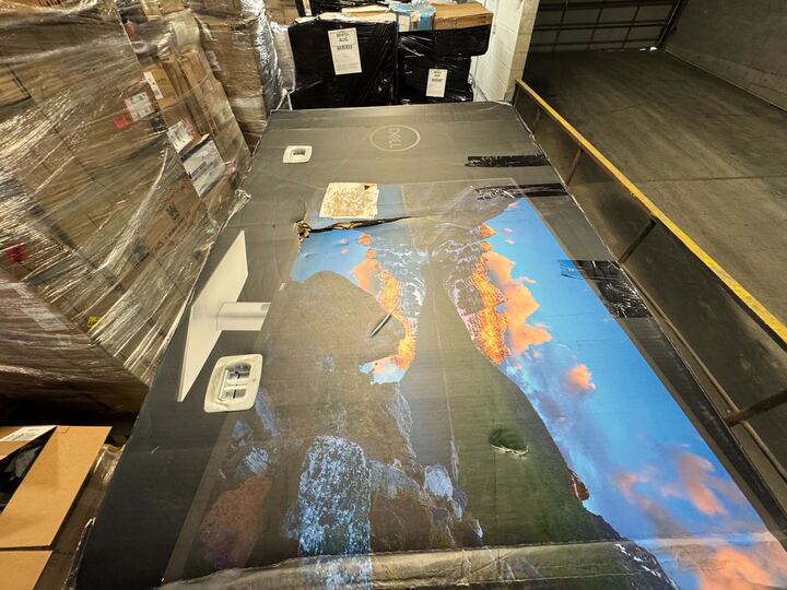PALLET FROM NEG - Salvage - Monitors - ITEMS: 19 - MSRP: 8900