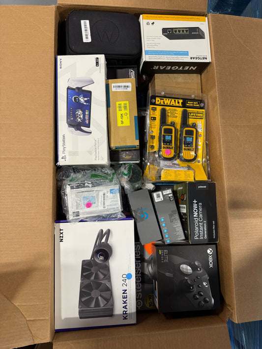 AMZ Electronics - 200 Items - $37,291.80 MSRP - PALLET - RETURNS