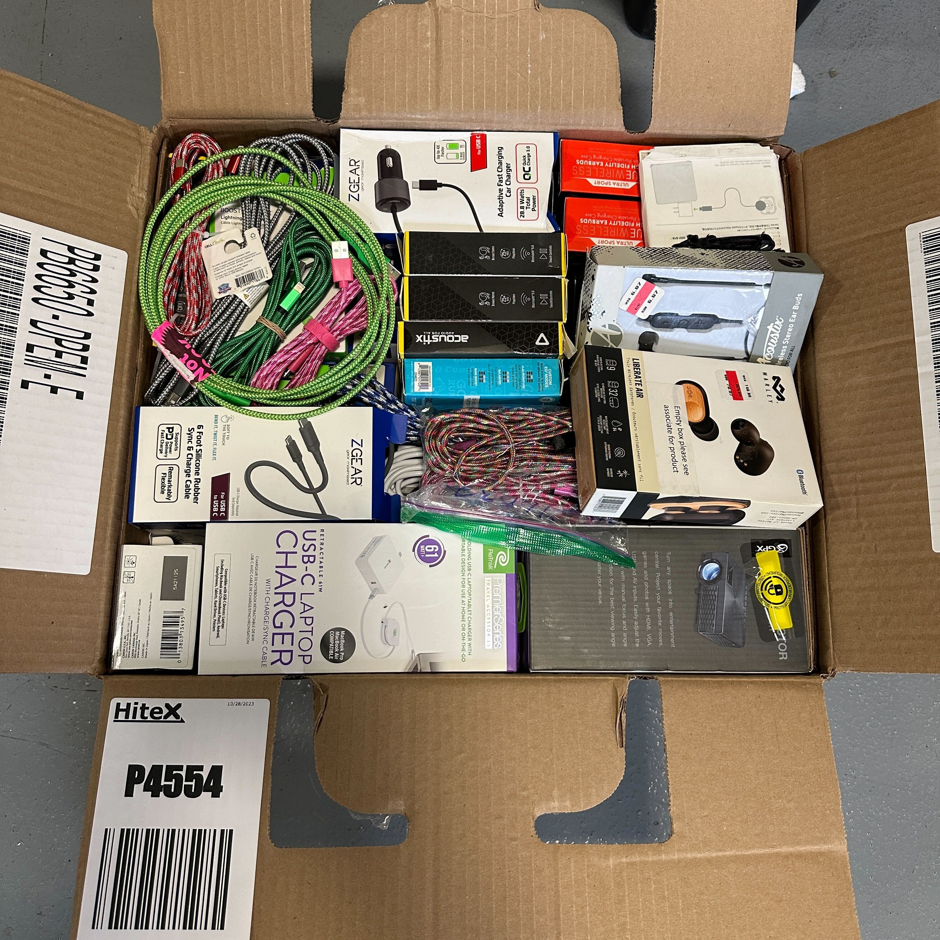 Box of Returns Small Electronics 44 items / MSRP 1,202 [FredMers