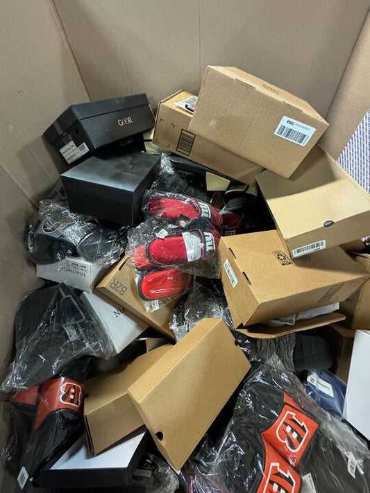 Pallet of SHOES (Brand New condition!!!) - (250 - 300) Items