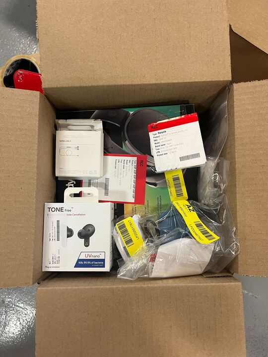 BOX OF RETURNS (Electronics) - ITEMS 14 - MSRP $1,379.87