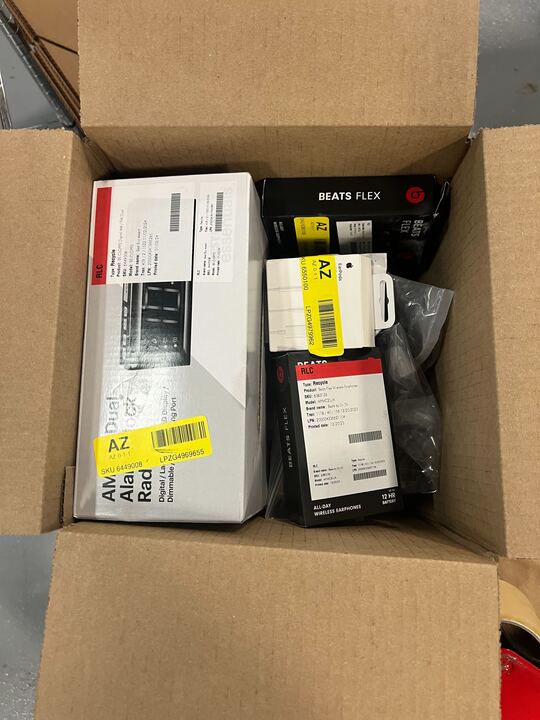 BOX OF RETURNS (Electronics) - ITEMS 10 - MSRP $1,409.90